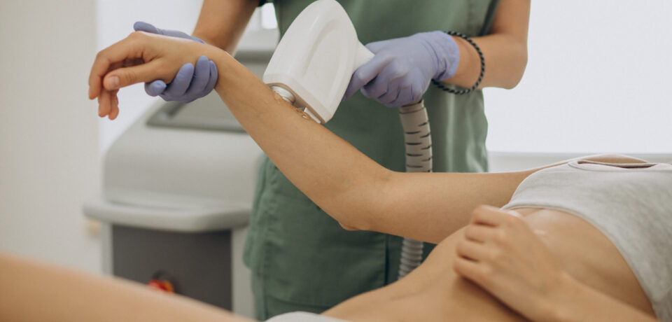 Safe laser hair removal treatment for Indian skin at Dermacarelab clinic