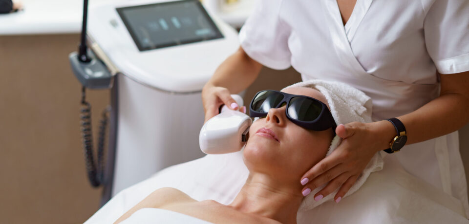 Normal and abnormal laser hair removal side effects explained by Dermacarelab